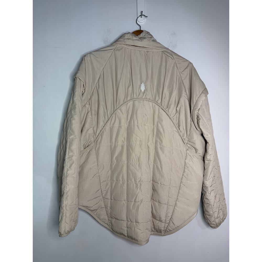 Free People Movement Priscilla Pullover in light beige quilted design Size M - Picture 7 of 8